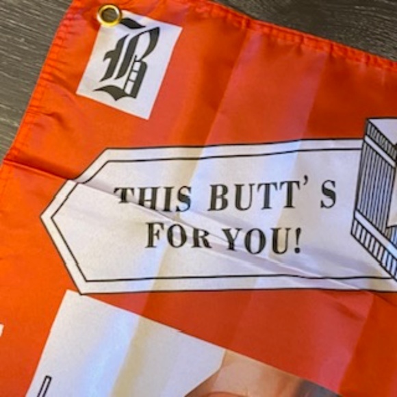 Man cave girlie banner - Picture 3 of 4